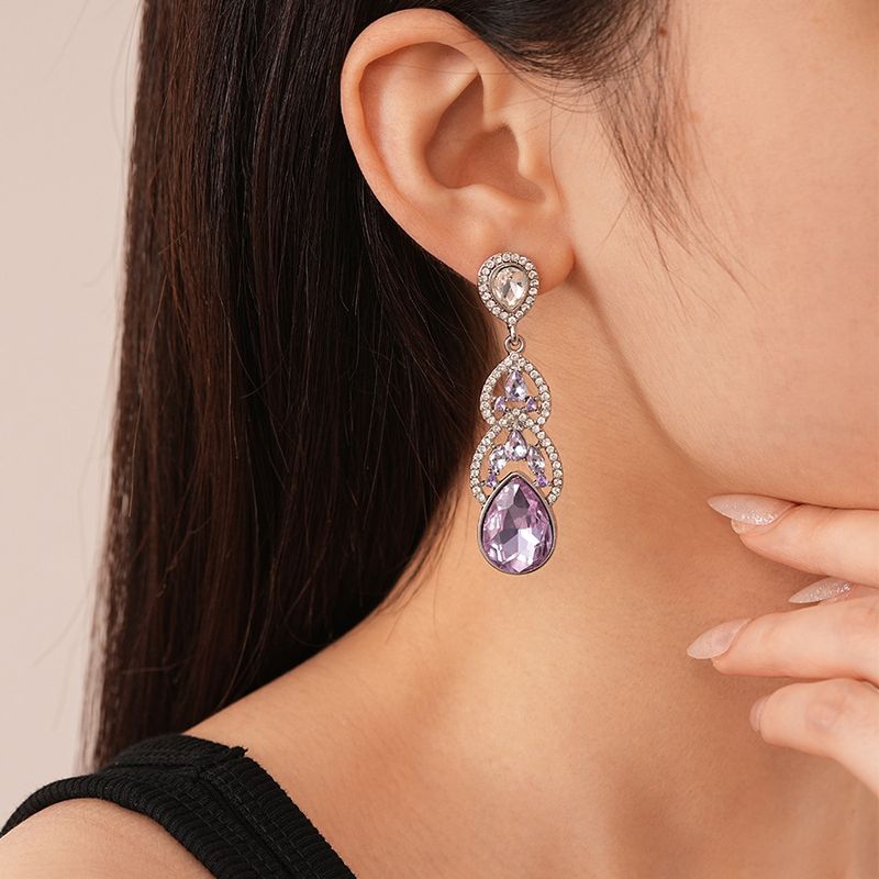 Szuper villanófényes luxus stílusú gyémántokkal kirakott ovális vízcsepp ezüst tűfülbevaló Francia udvari stílusú prémium fülbevalók_voghion.com