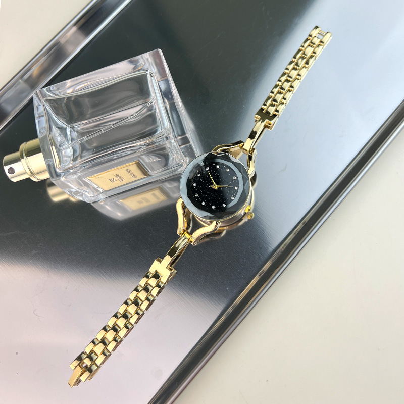 Nieuwe quartz sterrenhemel wijzerplaat, gespleten rand spiegelglas, dameshorloge, horloge met legering armband_voghion.com