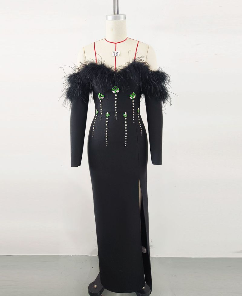 Elegant Off-Shoulder Bandage Dress With Ostrich Feathers & Rhinestones – Luxury Evening Gown For Parties & Special Occasions_voghion.com