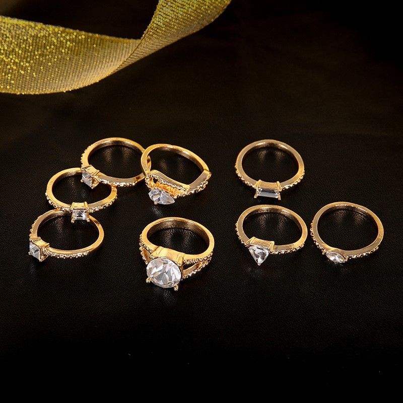 Kombination Modische Persönlichkeit Punkt Diamant Gold 8-teiliges Set Ring Schmuck_voghion.com
