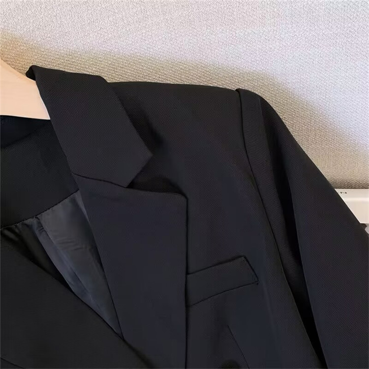 Damenbekleidung Schwarze Straßenanzugjacke im Frühjahr und Herbst neue koreanische Version des Internet-Promi-Temperaments kleiner Anzug_voghion.com