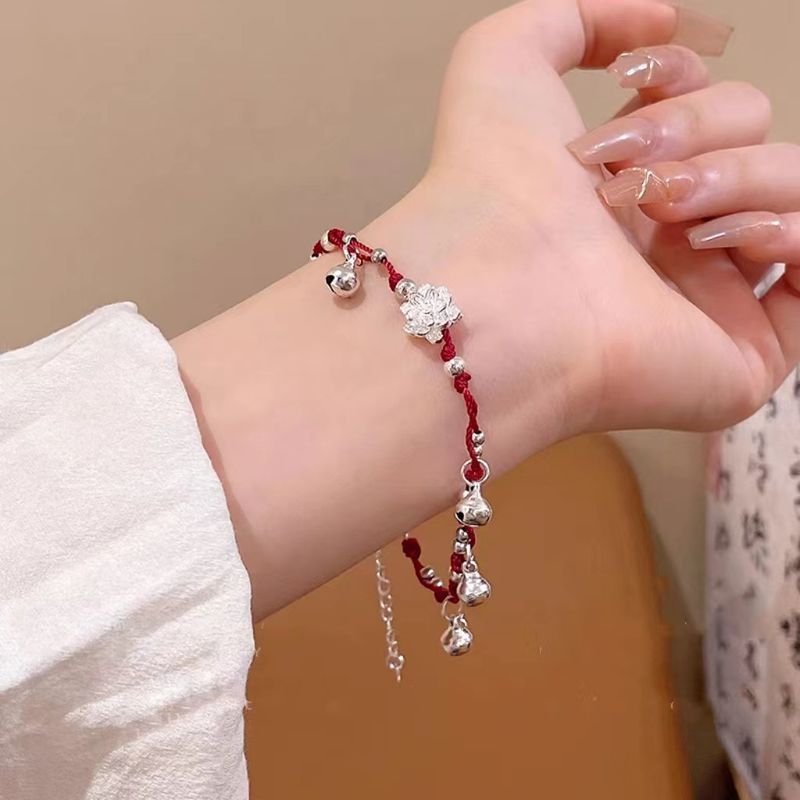 Bracelet clochette en forme de petit lotus rouge, frais et mignon, tissé à la main, corde porte-bonheur, bijoux faits main pour fille_voghion.com