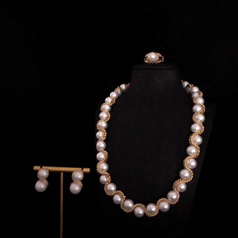 Retro stiliaus maža kvapni vyniojimo grandinėlė, imituojanti perlus, auskarų žiedų rinkinys, metalinė susukta grandinėlė_voghion.com