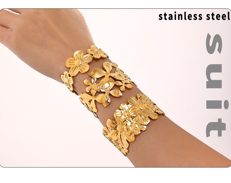Sieradenset voor dames, gouden bloemenring, ketting en armband, roestvrij staal, PVD-geplateerd, echt goud, kleurbehoud sieraden_voghion.com