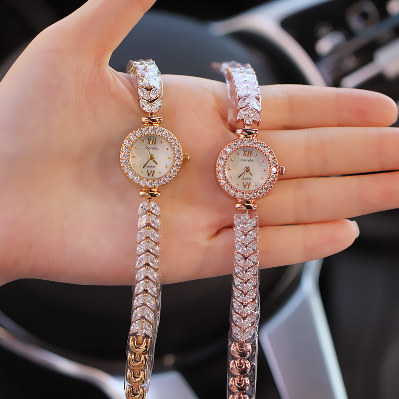 Modische Internet-Berühmtheit neue Wom's Uhr Beimu Gesicht Armband Quarz wasserdicht Diamant eingelegte Armbanduhr für_voghion.com