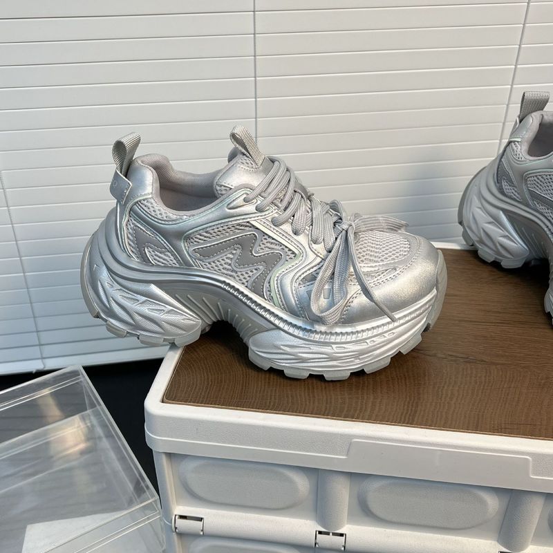 Dicker Boden, Höhenverbesserung, Damen-Papa-Schuhe 2025, Herbst und Winter, neu in diesem Jahr, beliebte Freizeitschuhe, modisch, vielseitig, bequem zu tragen_voghion.com