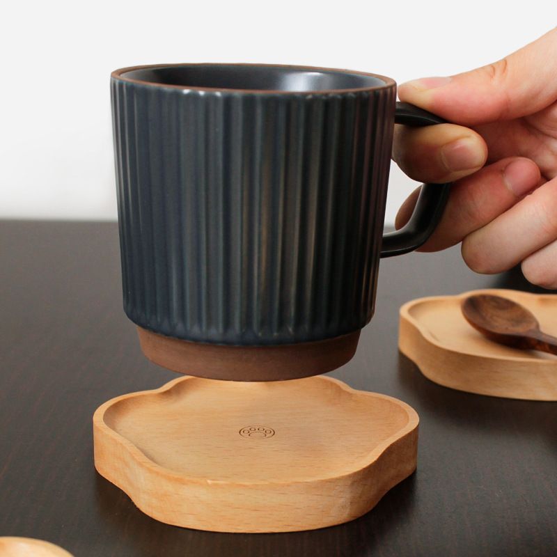 Sottobicchiere in cartone animato a forma di palma a forma di orso di faggio giapponese Piccolo piattino in legno Tazza di caffè Cuscinetto isolante termico Vassoio Dim Sum Portabicchieri_voghion.com