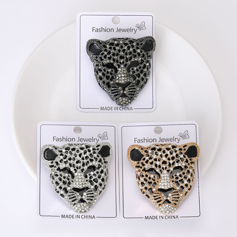 Fashion Rhinestone Leopard Head Alloy Accessory Versatile Animal Pin Brooch_voghion.com