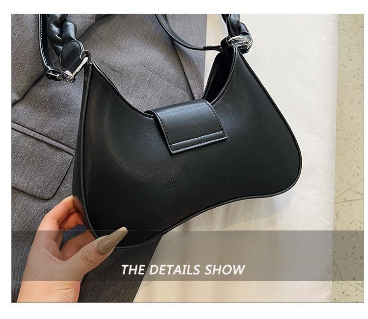 2023 new trendy texture shoulder bag fashion color contrast woven twist shoulder strap underarm bag_voghion.com