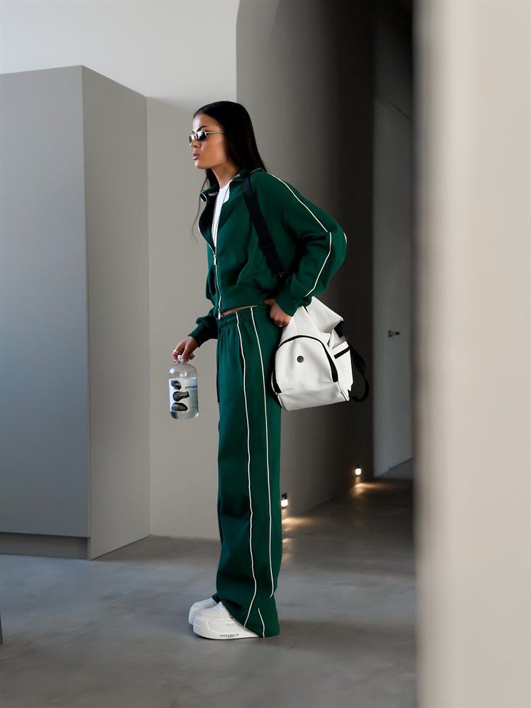 Women's Casual Streetwear Set – Zip-Up Hoodie & Drawstring Jogger Pants, Breathable Polyester Blend(S-XL, Solid Colors, Trendy Athleisure)_voghion.com