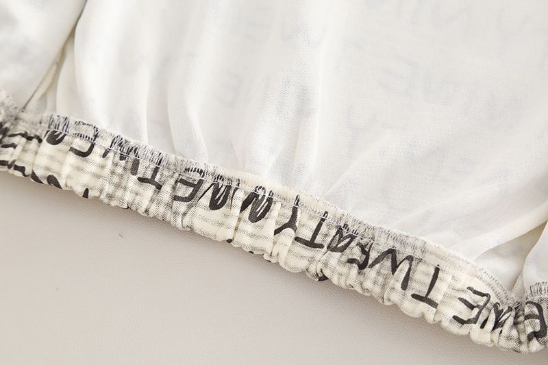 Chłopięcy zestaw wiosenny i na rok 2025 Nowy stylowy zestaw jesienny dla niemowląt z torbą 3D z literami, trzyczęściowy, dla 5 niemowląt w wieku 1-3 lat_voghion.com