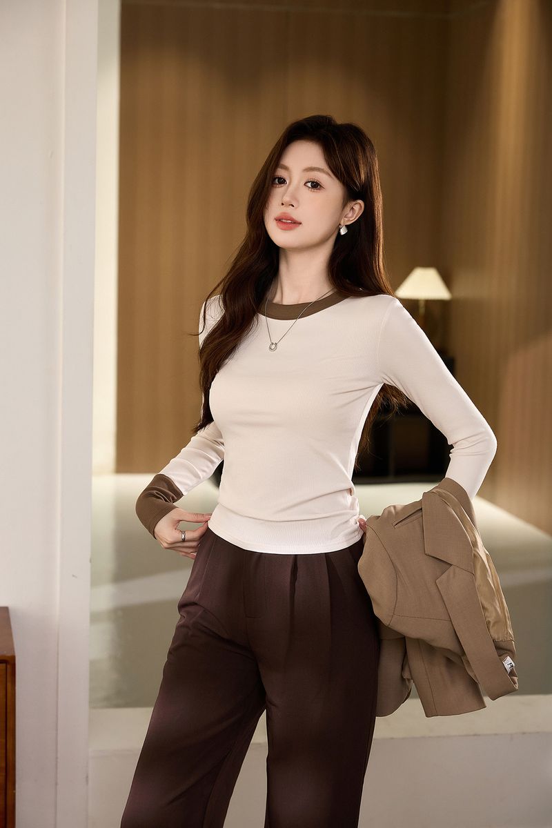 ragazza #La scelta migliore# T-shirt elegante color-block dal design di alta qualità per donna a maniche lunghe, autunno 2025, nuova base in puro cotone_voghion.com