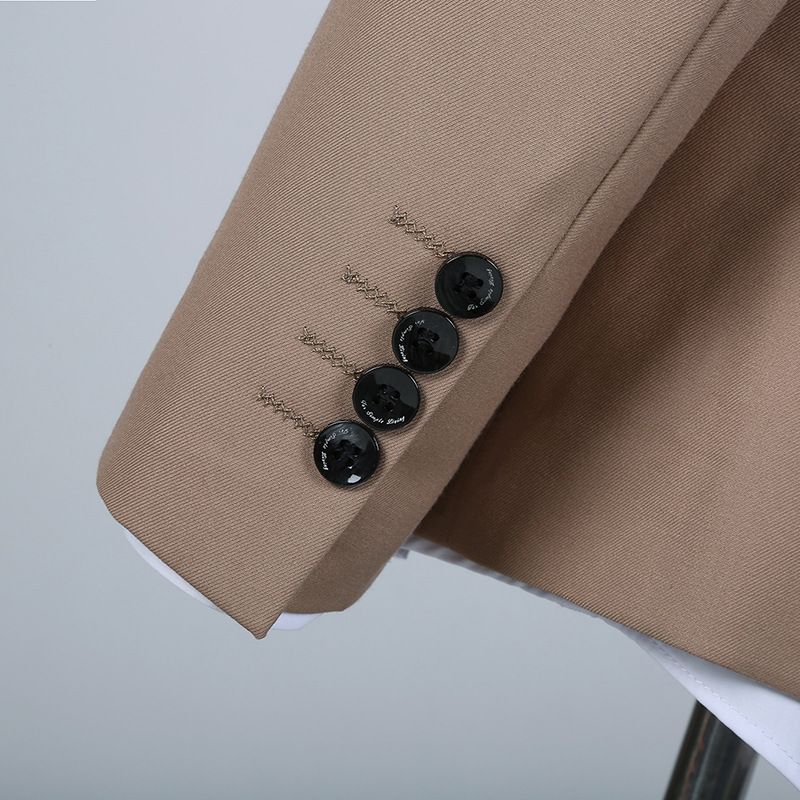 CT Beige Set für Männer Dreiteiliger Slim Fit im koreanischen Stil Professionelle Abendgarderobe Bräutigam-Hochzeitsanzug_voghion.com