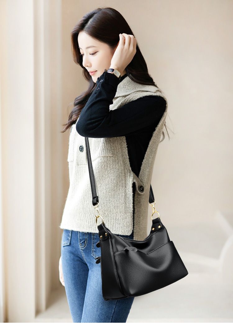 2024 New Single Shoulder Crossbody Korean Edition Casual Female Live Streaming Style Trendy Lychee Pattern Soft Noodles_voghion.com