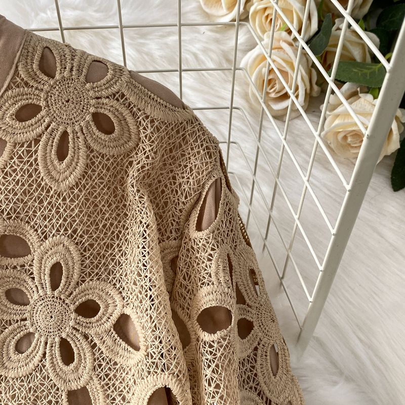 Elegante camicetta in pizzo con collo alto e gonna patchwork attillata – Completo sofisticato in due pezzi per donna_voghion.com