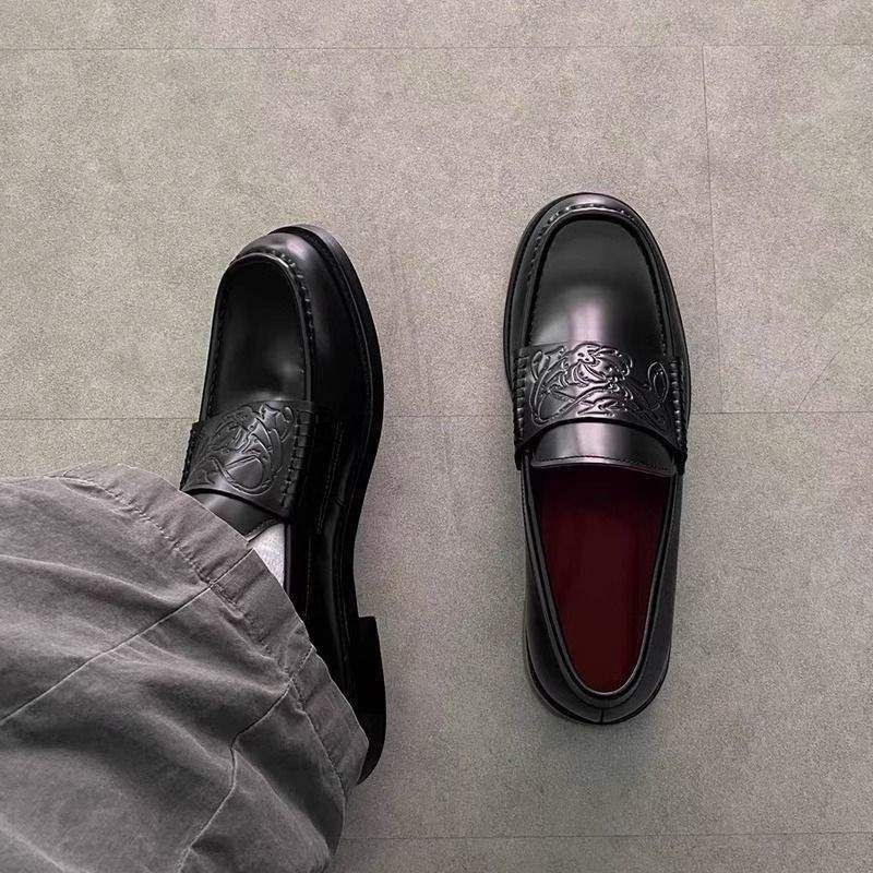 ShoeVault Slipper für Damen und Herren, trendige Retro-Derby-Schuhe aus geprägtem Leder mit Vampir-Motiv, lässiger britischer Stil_voghion.com