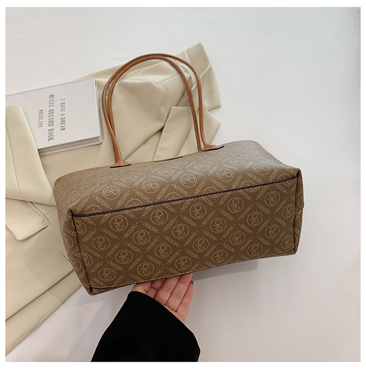 Borsa grande per donna di fascia alta 2024 nuova borsa da pendolarismo ad alta capacità borsa a tracolla alla moda e versatile pratica_voghion.com