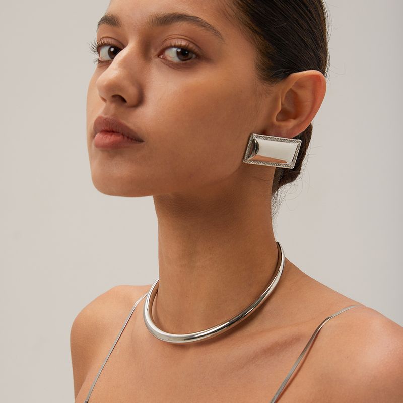Collana da donna in acciaio inossidabile con bracciale ovale semplice con perline di nuova moda europea e americana, stile INS, in oro 14K_voghion.com