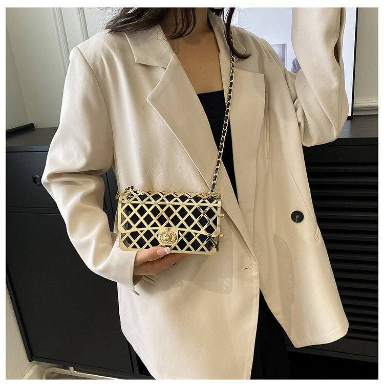 Xiaoxiang Wind Rhombic liten väska Kvinnor 2023 Sommar Nytt Mode Liten fyrkantig väska high-end sense chain axel Messenger bag_voghion.com