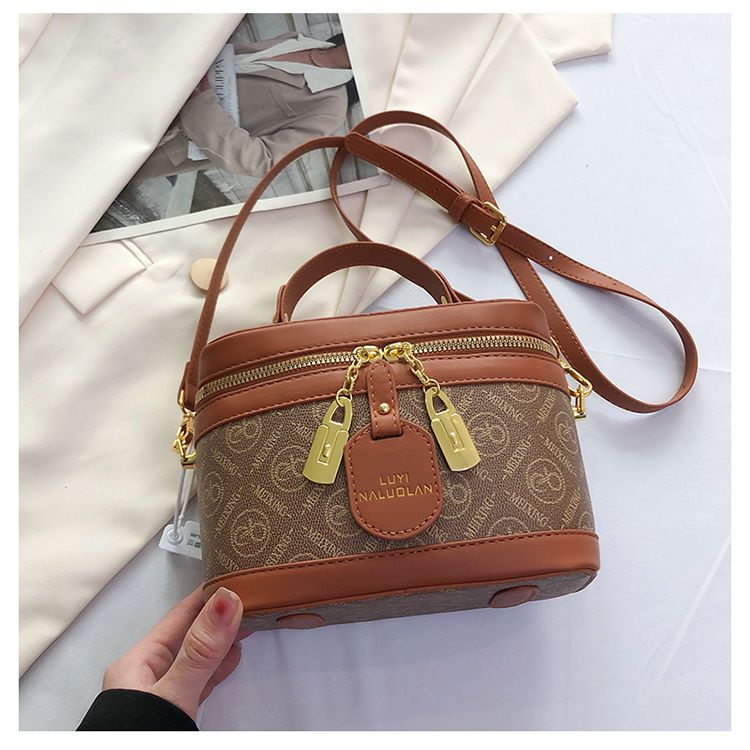 Nuovo secchiello alla moda primaverile per spalla semplice e casual da donna con borsa a tracolla dal design piccolo_voghion.com