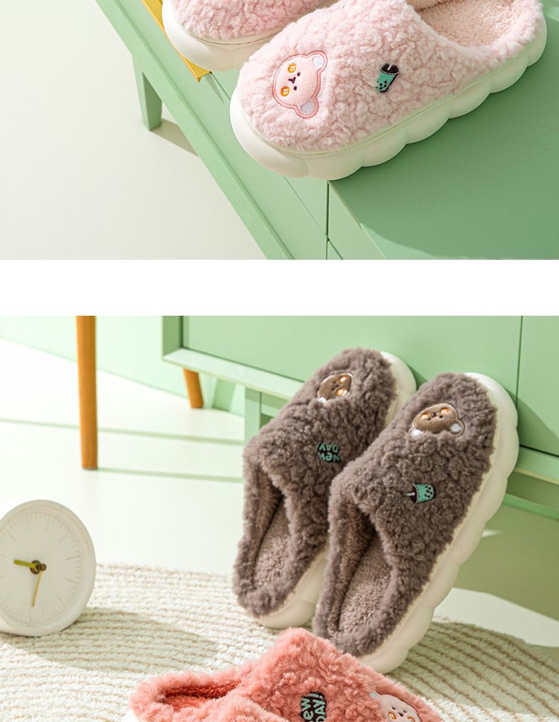 Cartoon-Plüsch-Hausschuhe mit PVC-Sohle, Unisex-Winterhausschuhe mit Kunstfellfutter, rutschfeste Schuhe für drinnen und draußen (Bär- und Hasen-Patch-Design)_voghion.com