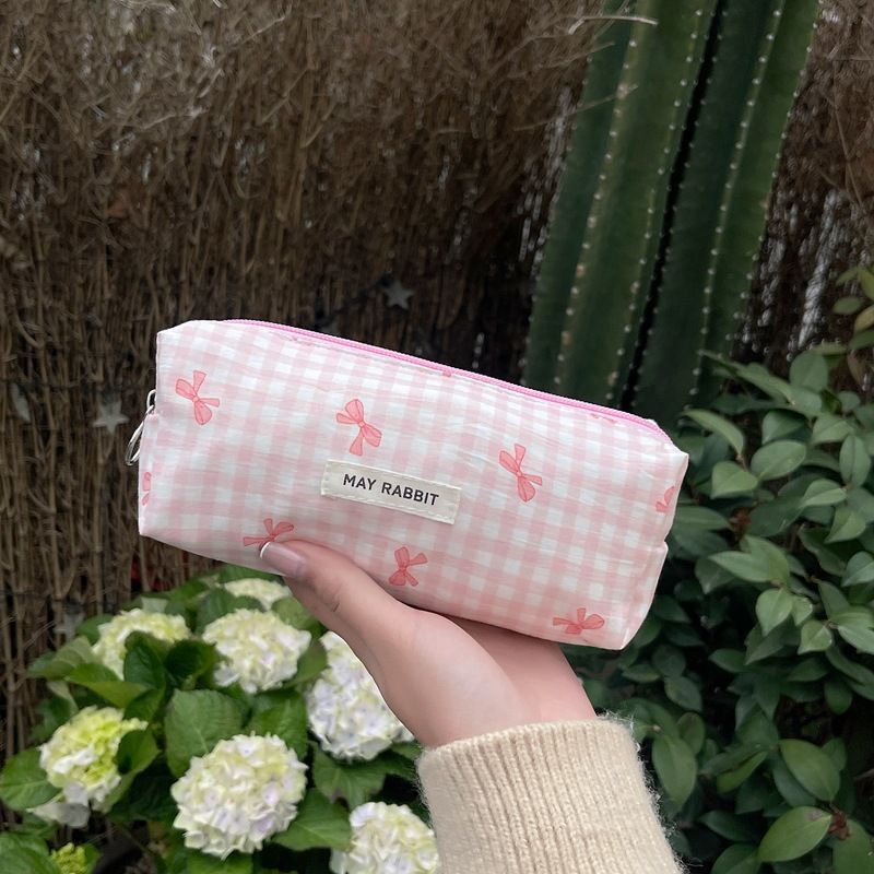 Begge Checkered Bow Makeup Bag - Large Capacity & Cute (Stylish Cosmetic Pouch For Girls)_voghion.com