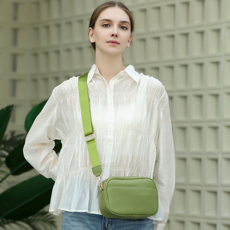 Herald Kleine Umhängetasche mit dreifachem Reißverschluss für Damen, quadratische seitliche Schultertasche mit Schnappschusskamera und breitem Riemen_voghion.com