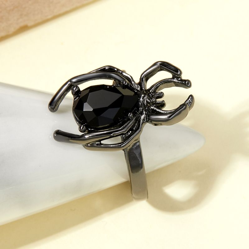 Niche Design Halloween With Inlaid Diamonds Open Personality Spider Ring_voghion.com