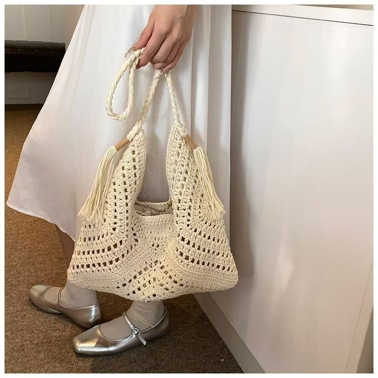 Mode Gewebt Für Frauen Sommer Neue Strand Gestrickte Casual Quaste Tote Schulter Tasche Hohl Große Kapazität_voghion.com