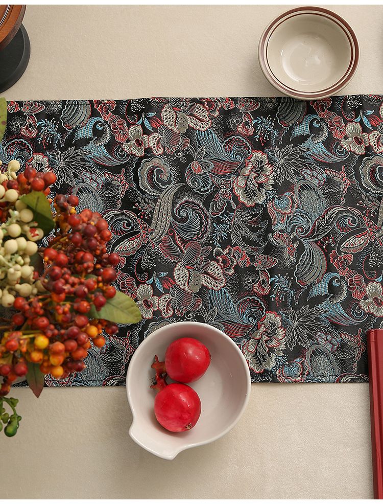 Classic Elegant Table Runner - Premium Fabric Dining Table Decor For Home Long Decorative Tablecloth_voghion.com