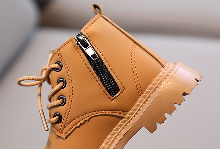 Children's autumn and winter British solid color simple short boots boys fashion Martin boots side zipper girls soft bottom single boots_voghion.com