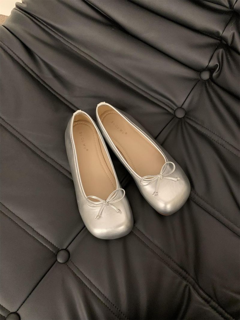Gentle Soft Flat Bow Silver Single Shoe For Women, Spring 2025 New Comfortable One Foot Red Bean Shoes_voghion.com