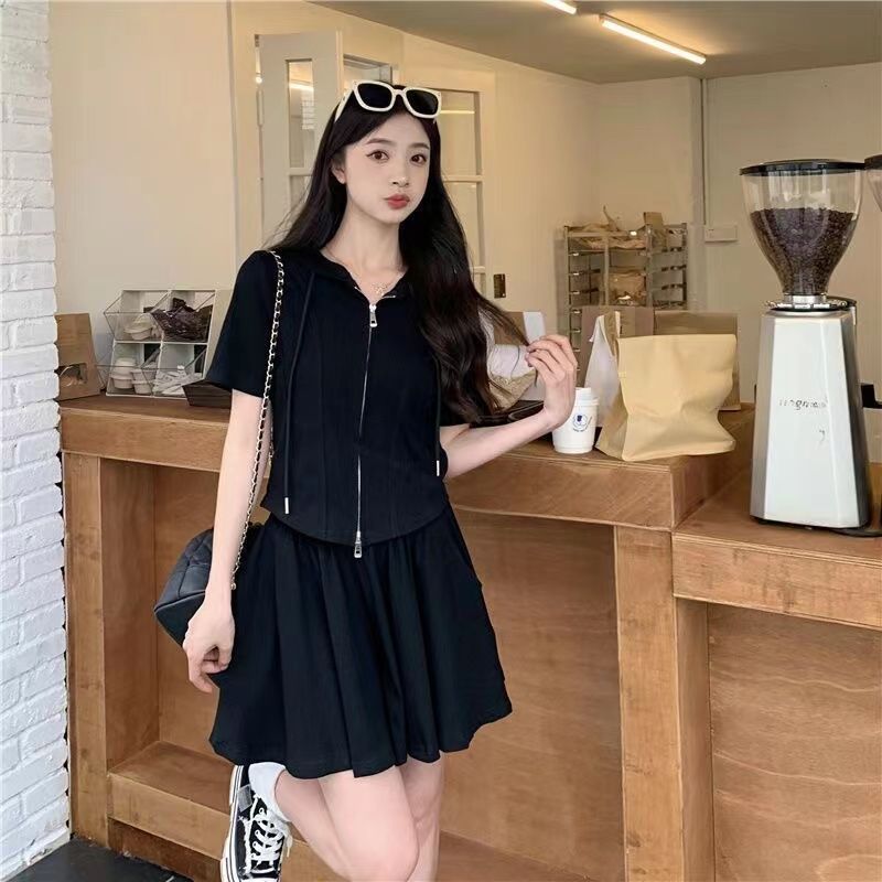 Ensemble deux pièces pour femme, tenue d'été décontractée, grande taille, short ample et amincissant à jambes larges_voghion.com