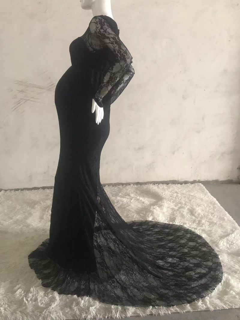 Abito da sera premaman in pizzo con scollo rotondo e strascico, abito lungo da donna_voghion.com