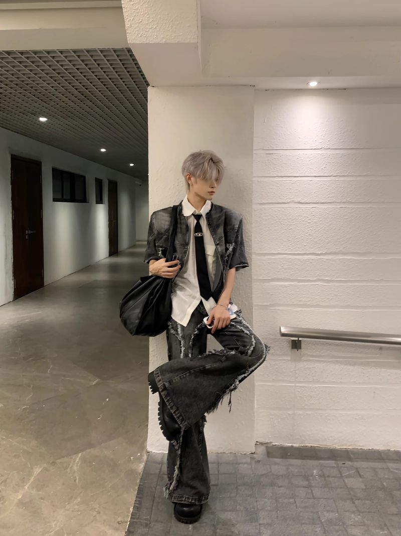 Men's Clothing Niche Design Raw Edge Shoulder Pad Denim Short Sleeve Washed Heavy Jeans Suit Men's Jacket Shirt Short_voghion.com