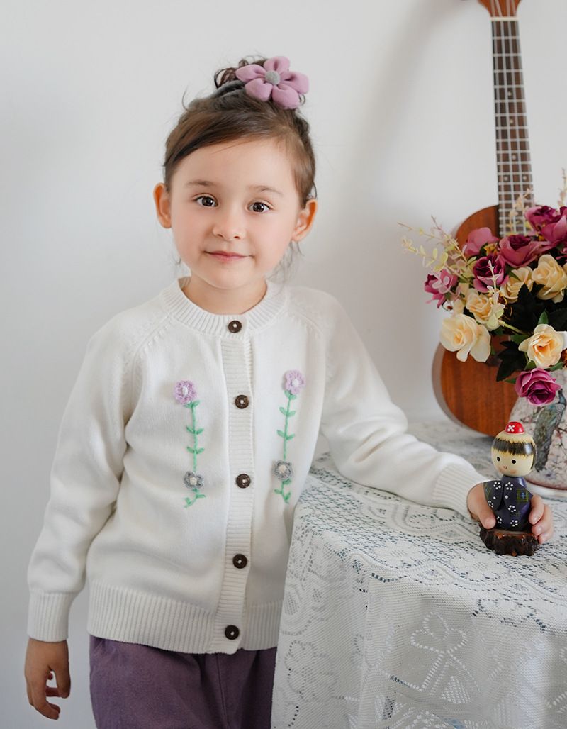 Handbestickte Strickjacke für Mütter und Kinder, für Kleinkinder und kleine Mädchen, weicher Baumwollpullover mit offener Vorderseite und Blumenmuster (90–140 cm, Weiß/Marineblau/Rot)_voghion.com