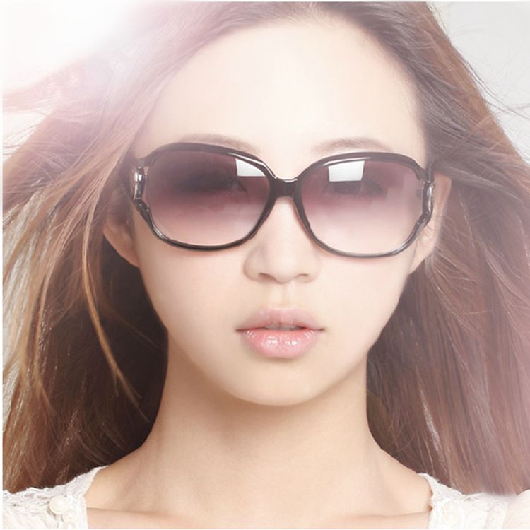 New Two-tone Polarized Sunglasses For Women Fashion Glasses 3043_voghion.com