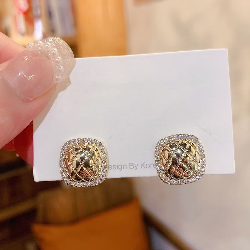 Earrings Square Diamond Checkered Bag Earrings For Ladies Without Pierced Ears, Light Luxury, High End, Exquisite And Versatile Ear Clips And Earrings_voghion.com