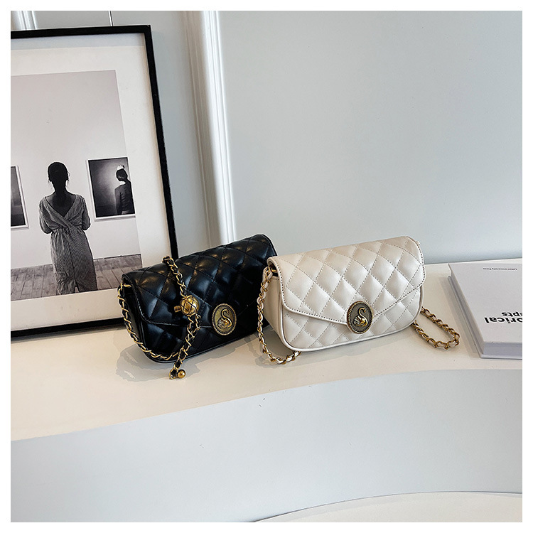 Borsa da donna Estate 2023 New High-end Sense French Niche Diamond Chain bag borsa a tracolla a tracolla all-match di moda_voghion.com