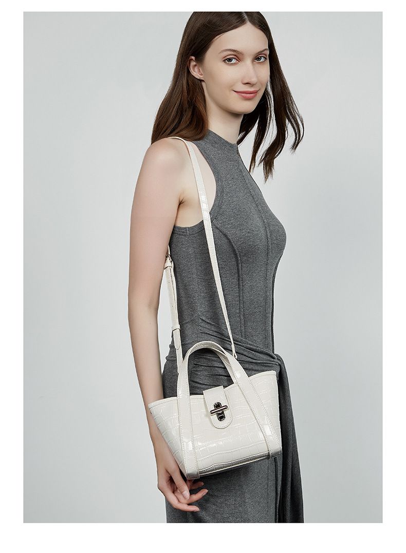 Genuine Leather Women's Bag Commuter Messenger Bag Crocodile Pattern Light Luxury Niche High End Vegetable Basket Tote Bag_voghion.com