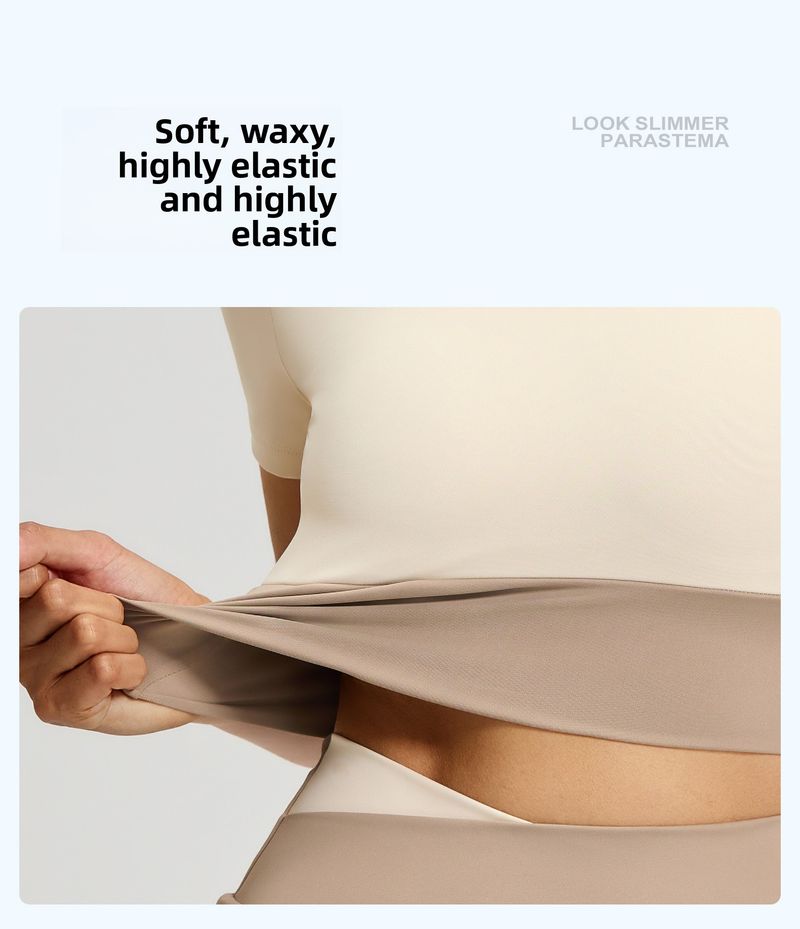 Top a maniche corte da yoga in due pezzi con imbottitura sul petto, per allenamento all'aperto e sport da donna, a blocchi di colore_voghion.com