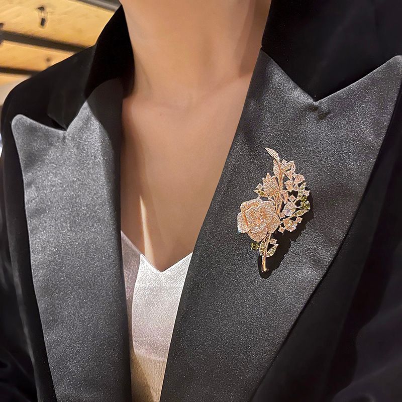 Advanced Heavy Industry Colored Rose Zircon brooch for women's high-end live streaming flower pin_voghion.com
