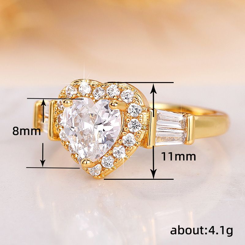 Cao Shi exaggerates heart-shaped, Valentine's Day proposal and engagement gift, super sparkling love zircon women's_voghion.com