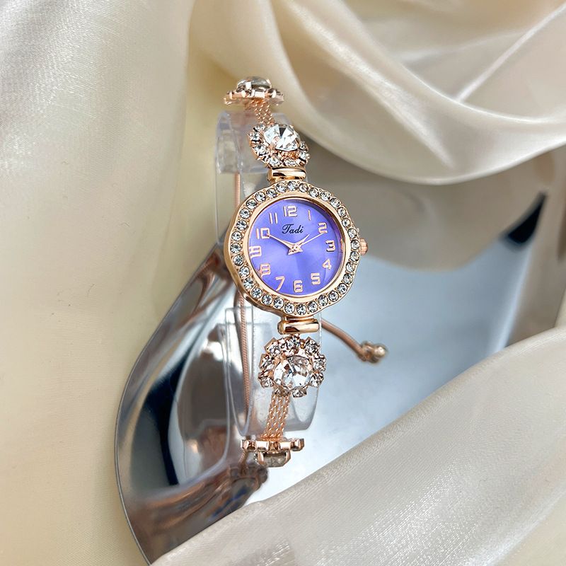 Pull-out Adjustable Bracelet Watch Digital Face Small Dial Large Diamond British Ladies Watch Work Daily Birthday Anniversary Valentine's Day Gift_voghion.com