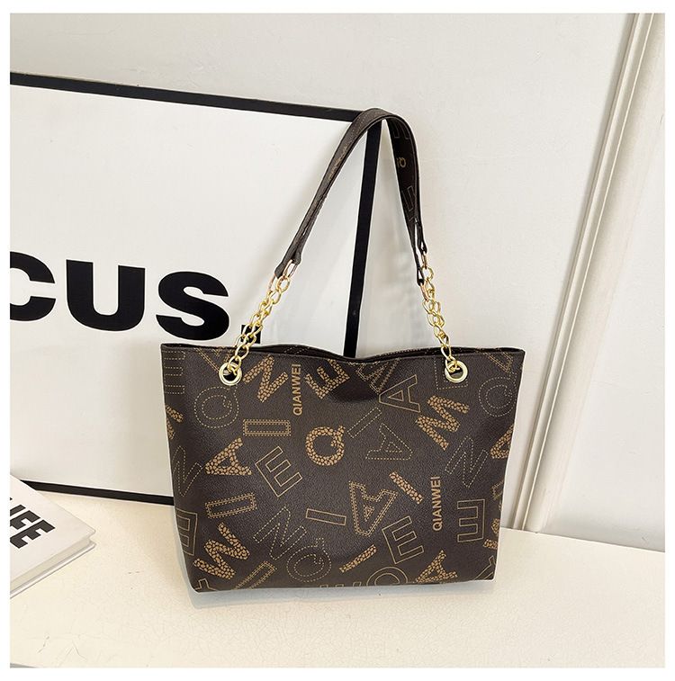 Women's Bags Commuter Handbag Shoulder Bag Retro Fashion Casual Bag Female Trend Spring New Large Capacity Tote Bag_voghion.com