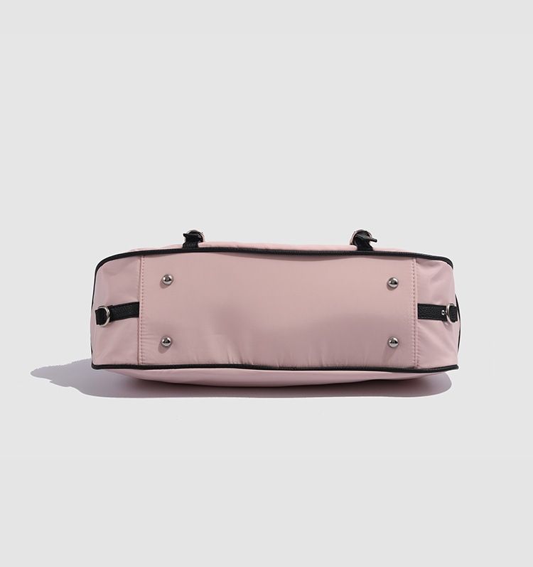Stylish Unisex Nylon Tote Bag For Travel, Gym & Daily Use - Spacious 20-35L Capacity, Lightweight & Durable (Pink, Black, Leopard Print)_voghion.com