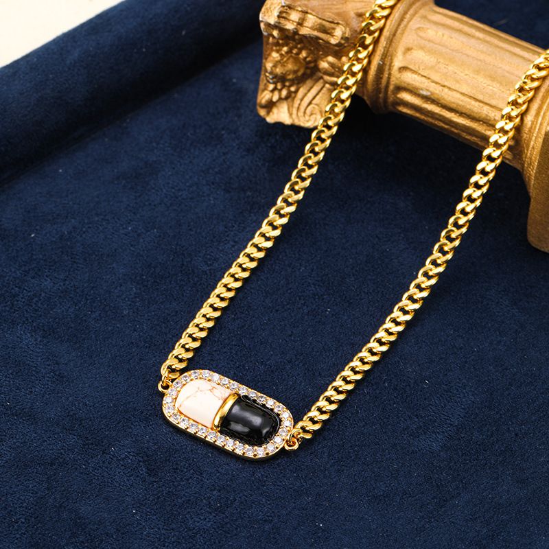 Collana personalizzata con diamanti intarsiati in smalto smaltato a forma di pillola, stile Ins, con design alla moda e alta qualità_voghion.com