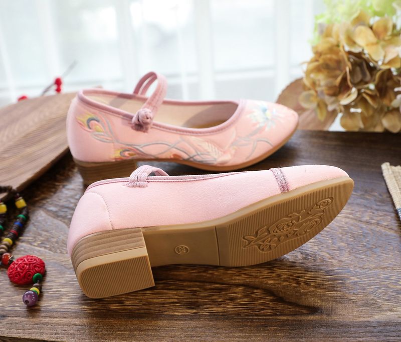 Holzsohle Quadratisch gemustert Besticktes Tuch Damen Flachmund Tanzschuhe Modische Spitzschuh_voghion.com