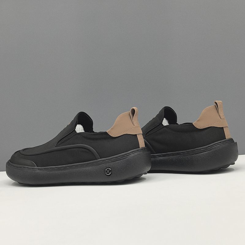 Schwarze Herren-Loafer von unschlagbarer Qualität, vielseitige Nischenschuhe für Herren mit einem Fuß, hochwertige Schuhe aus Eisseidenstoff_voghion.com
