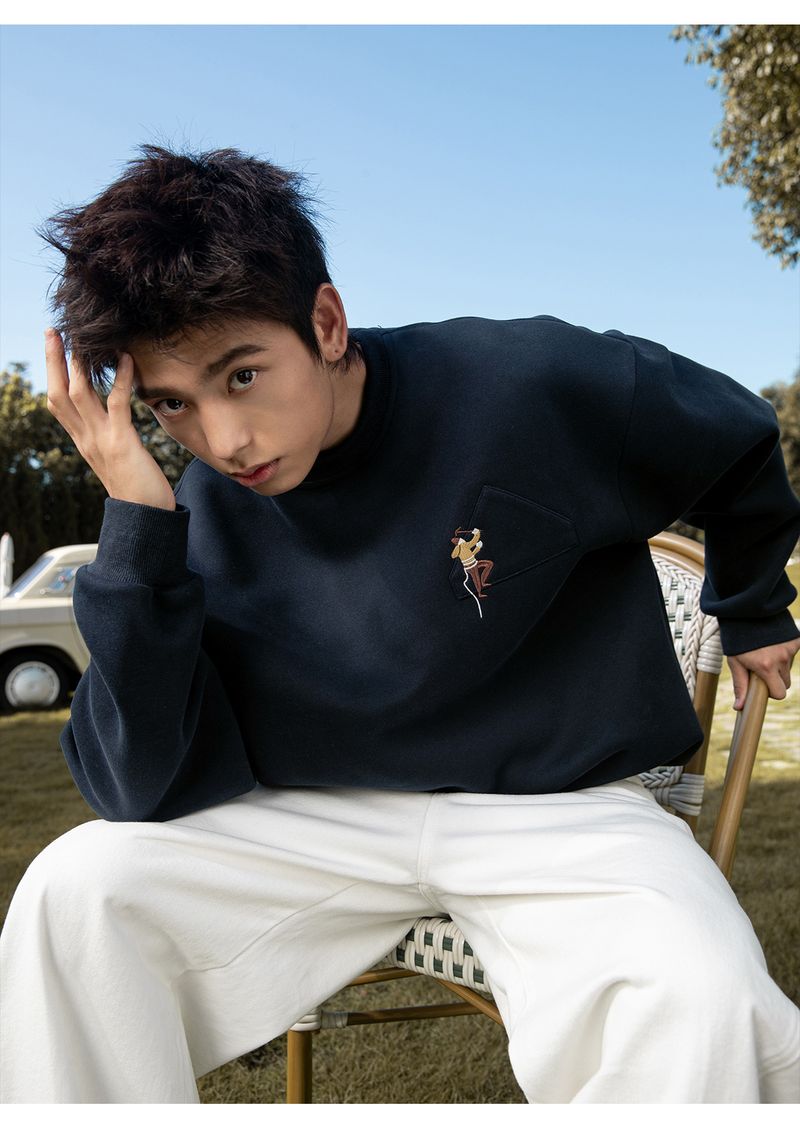 Men's Heavyweight Embroidered Crewneck Sweatshirt - 380GSM Relaxed Fit Casual Streetwear Pullover With Unique Design_voghion.com